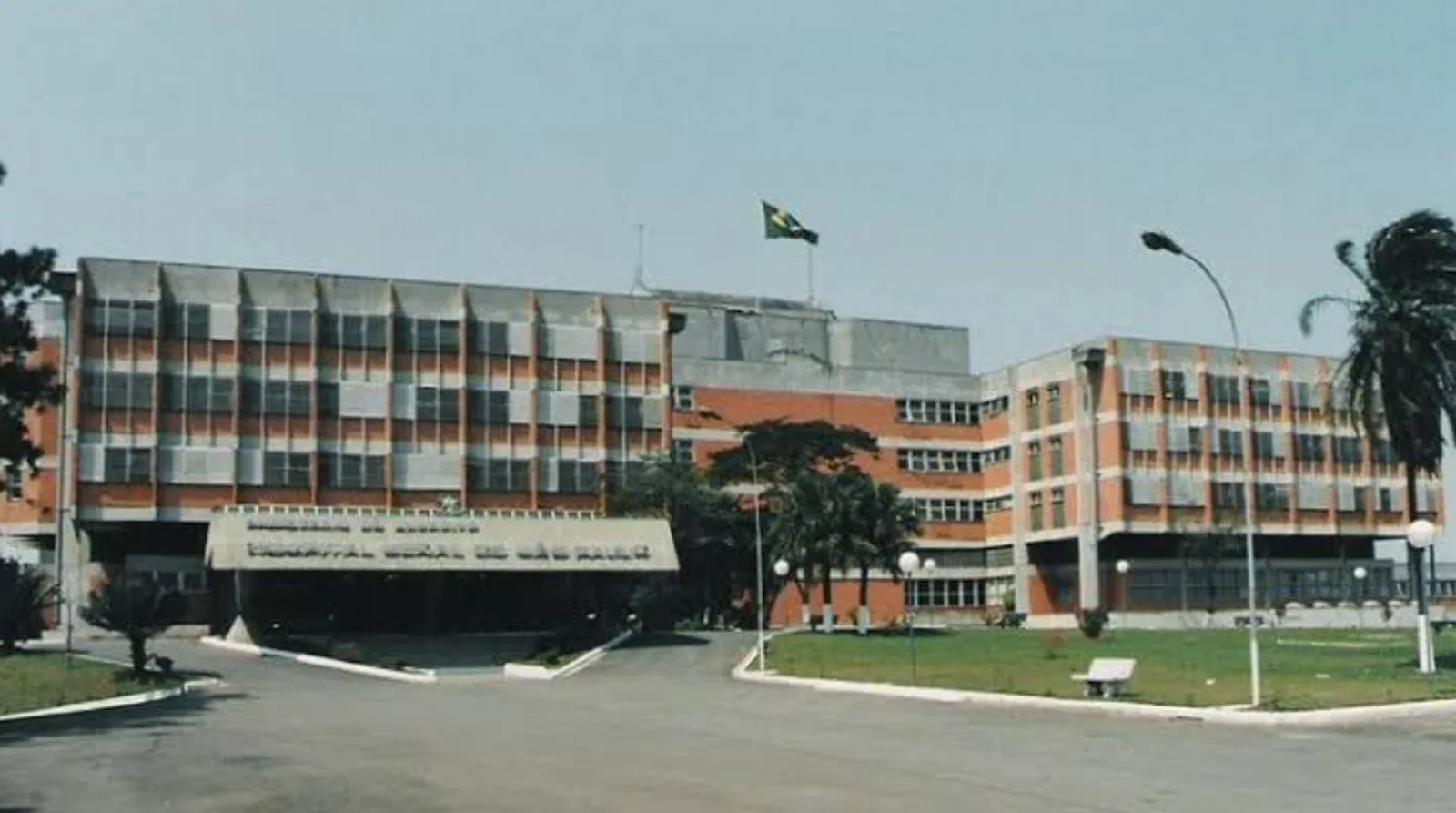 Fachada do Hospital Militar de Área de São Paulo (HMASP), em São Paulo