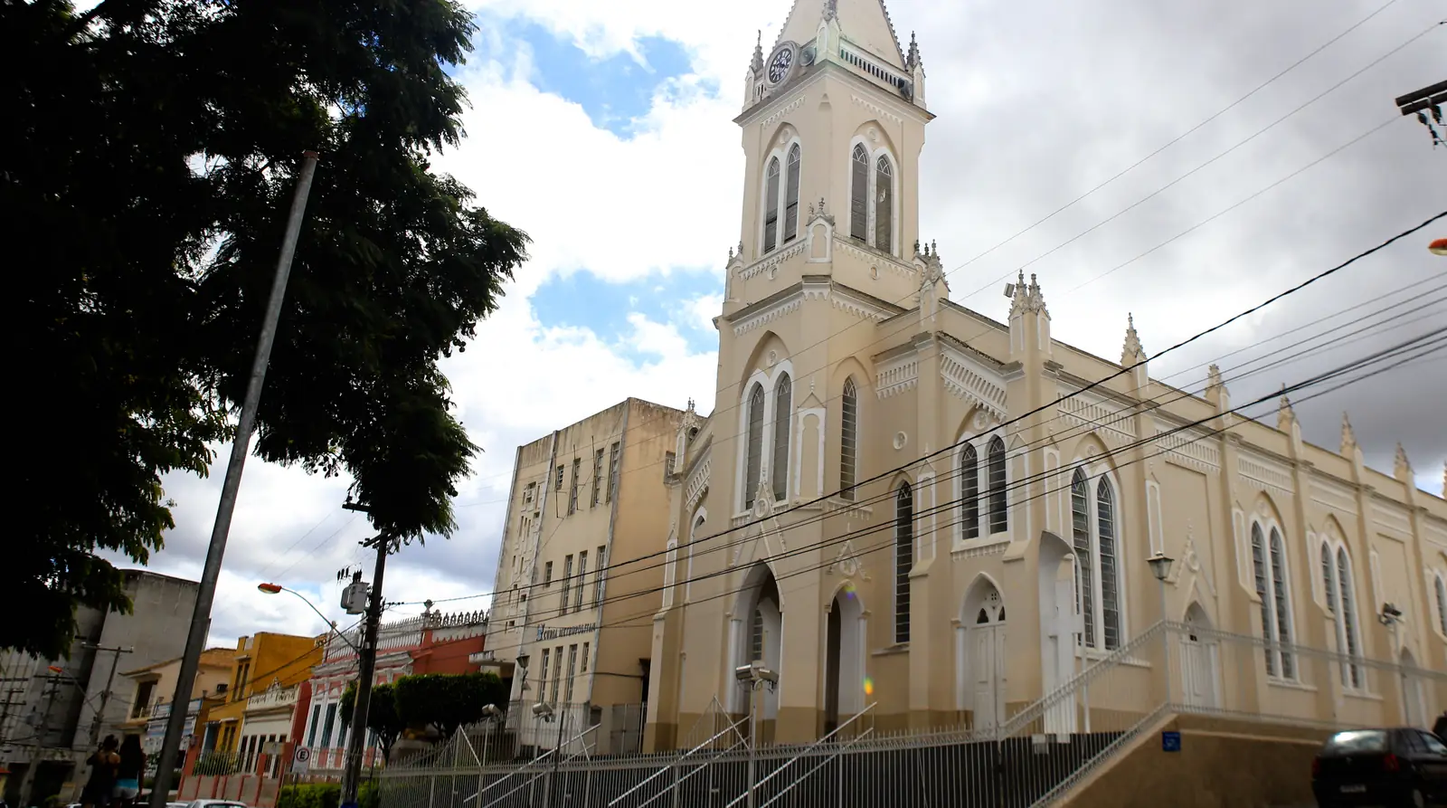 Catedral Nossa Senhora das Vitórias, no centro de Vitória da Conquista (BA)